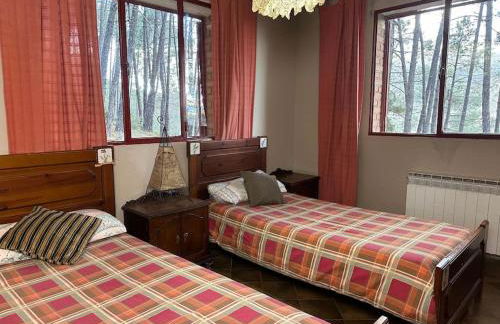 Casa para fiestas 16 personas, barbacoa y terraza - Photo 19