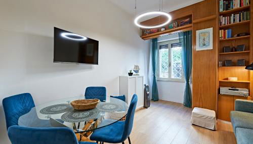 Marco Polo House - Photo 1, furniture, locker