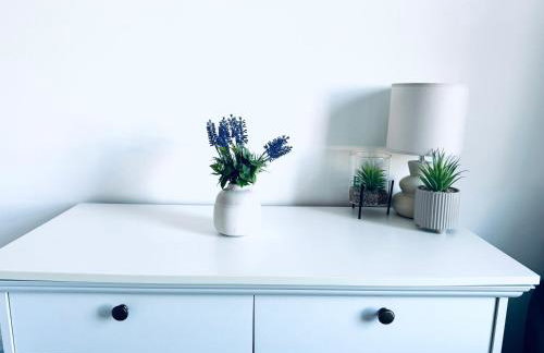 The Georgian Townhouse - 4 Bedrooms - Sleeps 9 - Photo 11