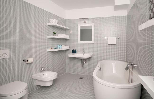 VIP Apartment - Photo 20