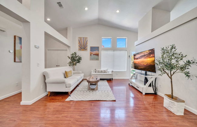 @marbella Lane - 4BR Lavish Castle Retreat - Foto 16