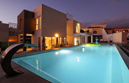 Nirvana - Luxury Villa with heated pool - Photo 38