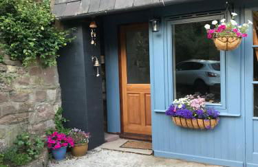 Cosy coastal hideaway with incredible sea views - Foto 5