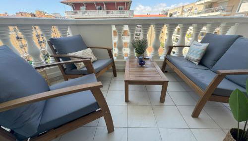 Elegant Apartment with Sea View and Swimming pool - Photo 3