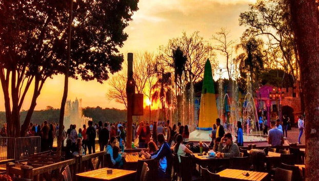 Ferris Wheel and 3 Borders Landmark - Photo 4