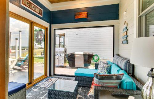 Greenwood Getaway with Furnished Patio and Lake View - Foto 20