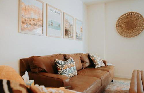 Terracotta Suite at ArnoTriplex! Hot Tub-Close to Downtown-Pet Friendly-No Pet Fee! - Foto 9