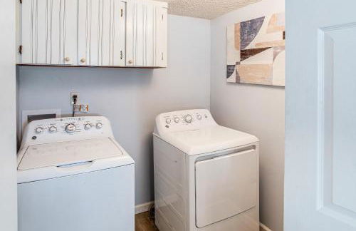 Large Yard and Historic Charm Orangeburg Retreat! - Foto 21