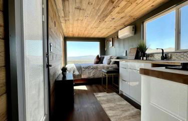 Stunning Tiny House with Picnic Space, Barbecue and Fire Pit in Meadview, Arizona - Foto 20