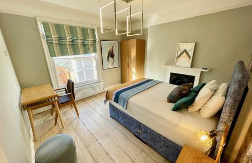 Luxury Georgian House With Sauna Sleeps 19-23 - Photo 42