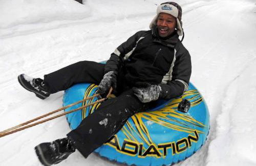 Rustic Camping Cabin with Fireplace in Private Woods near Bangor, Maine - Foto 13
