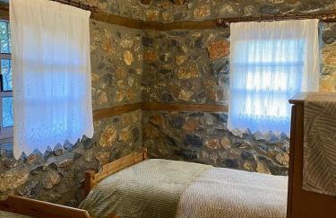 Elato Stone House - Photo 10