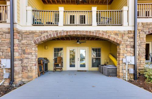 Private Patio, Decks Waterfront Eatonton Townhome - Foto 34