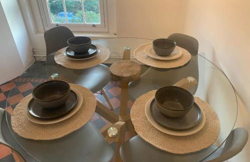 Top Floor. Top Notch. Tranquil Treat. Stone's throw from Thames. - Foto 15