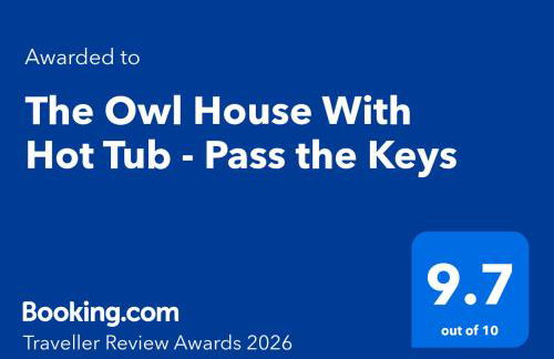 The Owl House - Hot Tub Adventures in Moreton - Pass the Keys - Foto 6