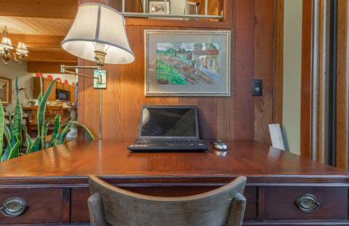Townhouse Art Gallery in Mammoth's Best Location - Photo 24