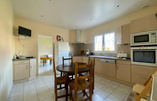 Family Home - Aux portes de l'Histoire - Foto 11