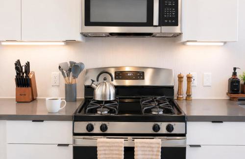 Urban Chic Home 10 Min from Disneyland With Pool & GYM - Foto 47