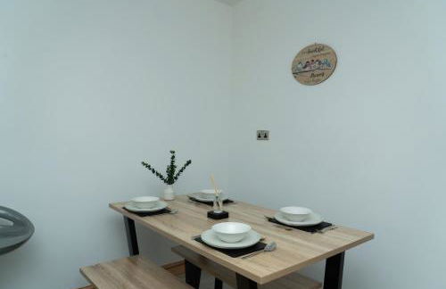 4 Bed Failsworth Home - 3 Bathrooms - Free Parking - Ideal For Contractors & Families - FREE 1 HR EARLY CHECK-IN OR 1 HR LATE CHECK-OUT FOR 2 NIGHT STAY BOOKINGS UNTIL THE END OF MAY - Foto 55