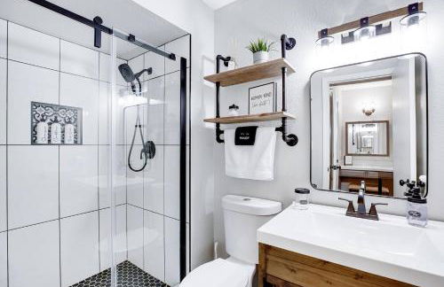 Free heated pool!/Gorgeous 4 BR spring break home - Foto 34