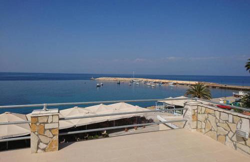 KORONI MARE -Sea view apartment/διαμέρισμα με θέα στην θάλασσα - Photo 2