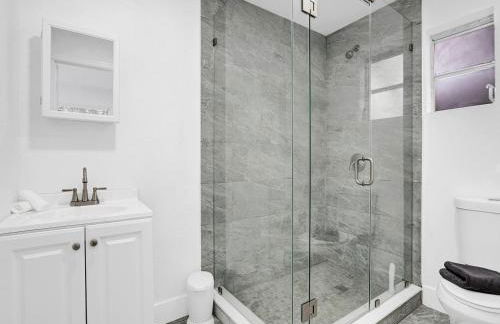 Bungalow House 6 BR Pool Little Havana - Foto 29