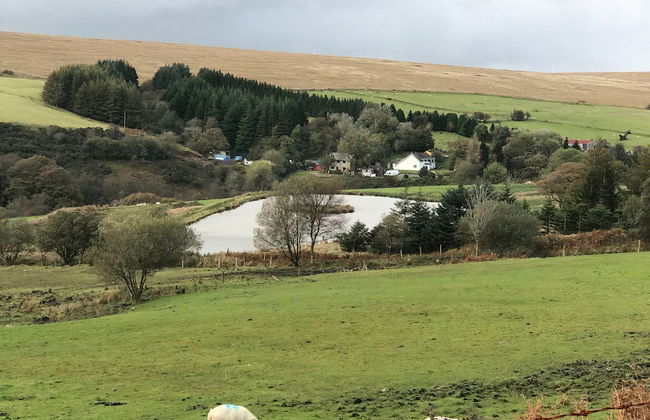 Snow White's House - Farm Park Stay with Hot Tub, BBQ & Fire Pit - Foto 17