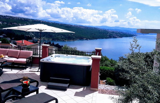 Luxury Three-bedroom Apartment With Amazing Overlook at the sea - Foto 26