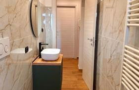 Caldo bilocale con metro sotto casa - Foto 13