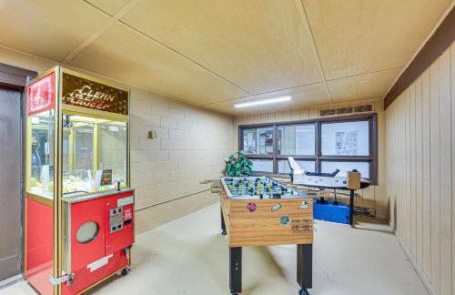 Hike, Ski and Raft Terra Alta Cabin with Large Deck - Foto 35