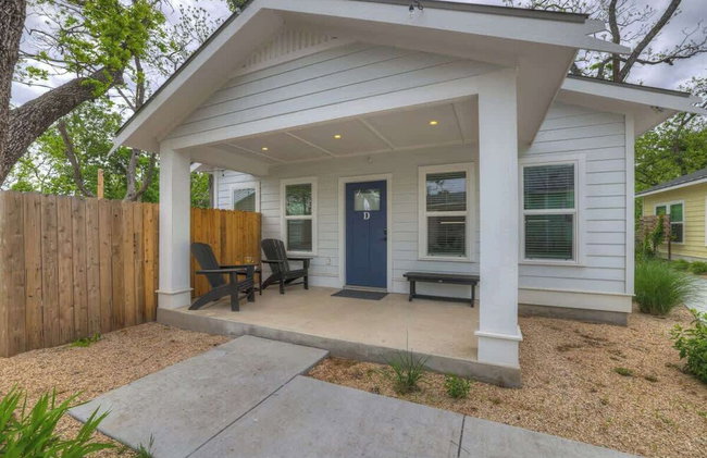 The Grove D With Hot Tub & King Beds - Walk to Main - Foto 27