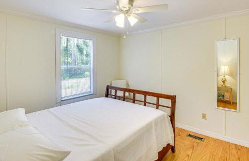 Crescent City Home with Charcoal Grill Near 3 Lakes - Foto 20