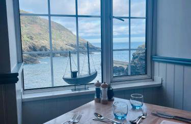 Cottages at the Lugger - Photo 5