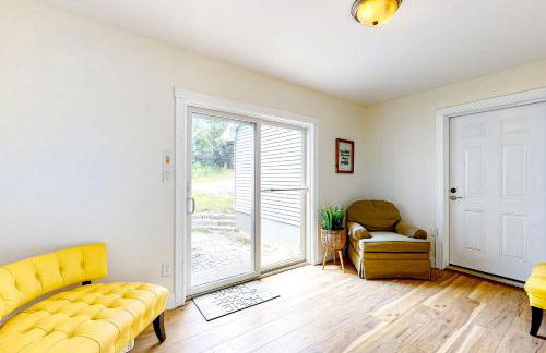 Maine Country Getaway - Photo 3