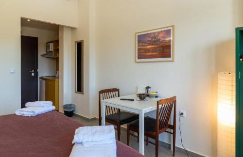 CHROMA Lodge Pikermi - Photo 54