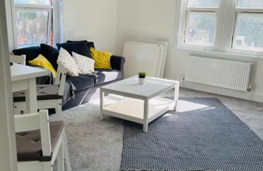 Castle view Rochester - Photo 23