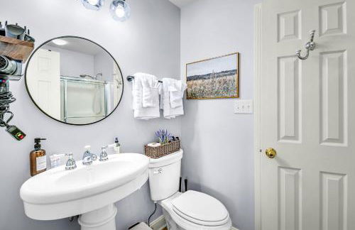 Amazing House - Movie & Game Room, Hot Tub, Fire Pit & Golf Course - Foto 39