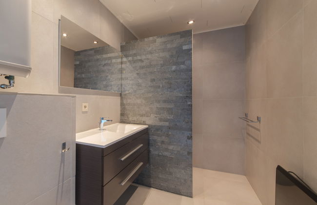 2 bedroom Apartment in Bredene - Photo 6