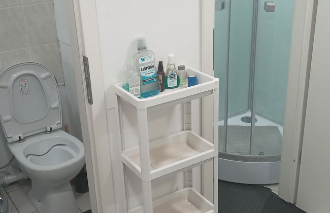 Charming 4-bedroom Apartment in Ludwigsburg With Central Heating - Foto 7