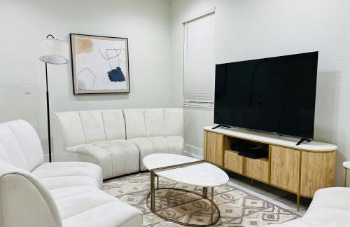 Spacious Modern 5-Bedroom House, Close to Downtown Tampa - Foto 37