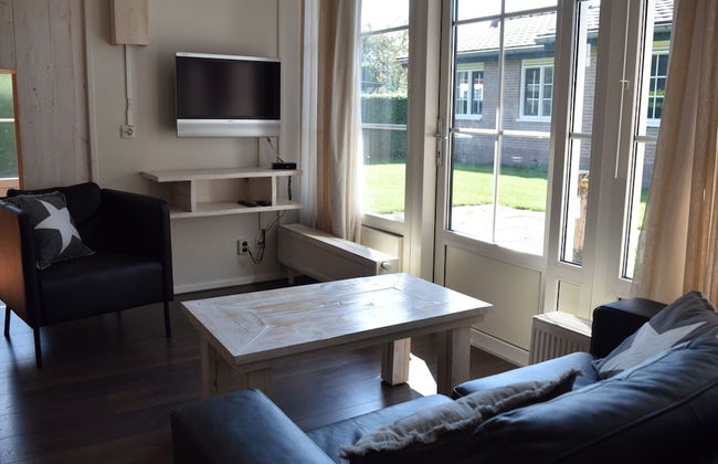 Bungalow in Netherlands With Garden Terrace - Photo 7