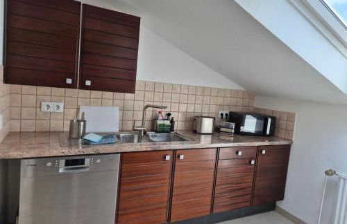 Ruhige 1-Zimmer Einliegerwohnung mit Küche und Bad in Großburgwedel - Photo 8