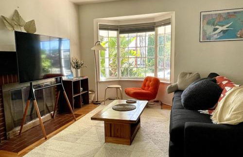 Pasadena Quiet Gem with Fiber Internet WiFi and Workspace - Foto 1