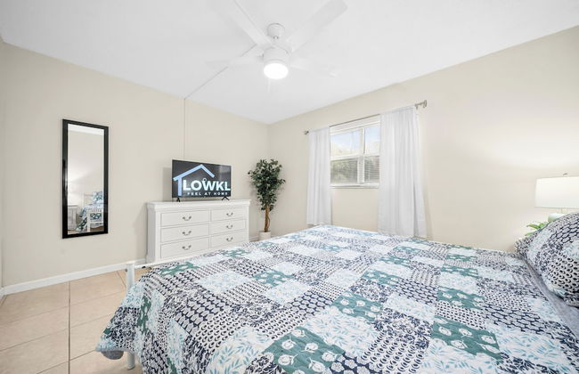 Riverwatch Apartments by Lowkl - Photo 13