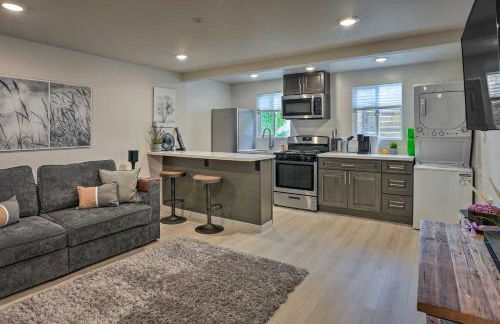 Ideally Located Oakland Home with Private Yard! - Foto 2