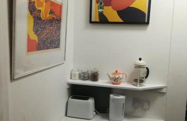 Super sunny studio with own terrace & parking - Photo 3