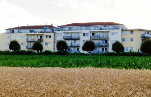 Seeblickapartment für bis zu 12, Nürnberg & Schwabach in 30-35 Minuten zu erreichen, Sauna, Arbeitsplatz, Dachterrasse & Grill - Foto 28