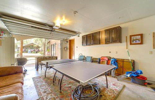 Fire Pit and Wraparound Porch Munds Park Cabin! - Foto 23