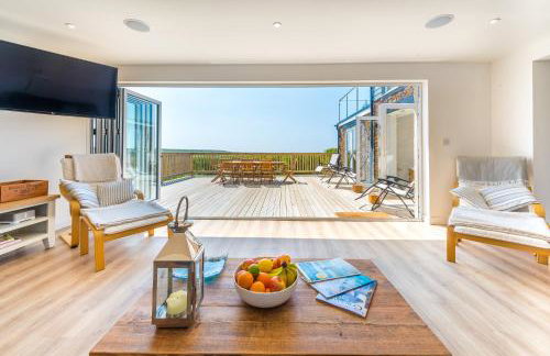Cornwall Holiday Home with Hot Tub & Sea views - Foto 14