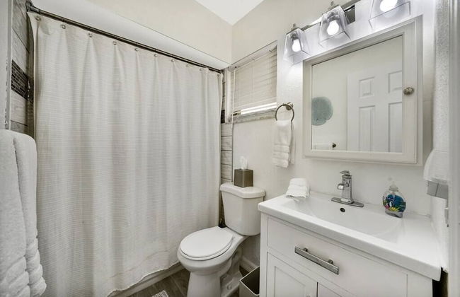 Just Beachy Apt 3 in Fort Lauderdale - Photo 11